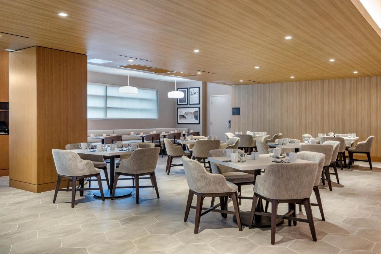 Sheraton Suites Wilmington Downtown Exteriör bild