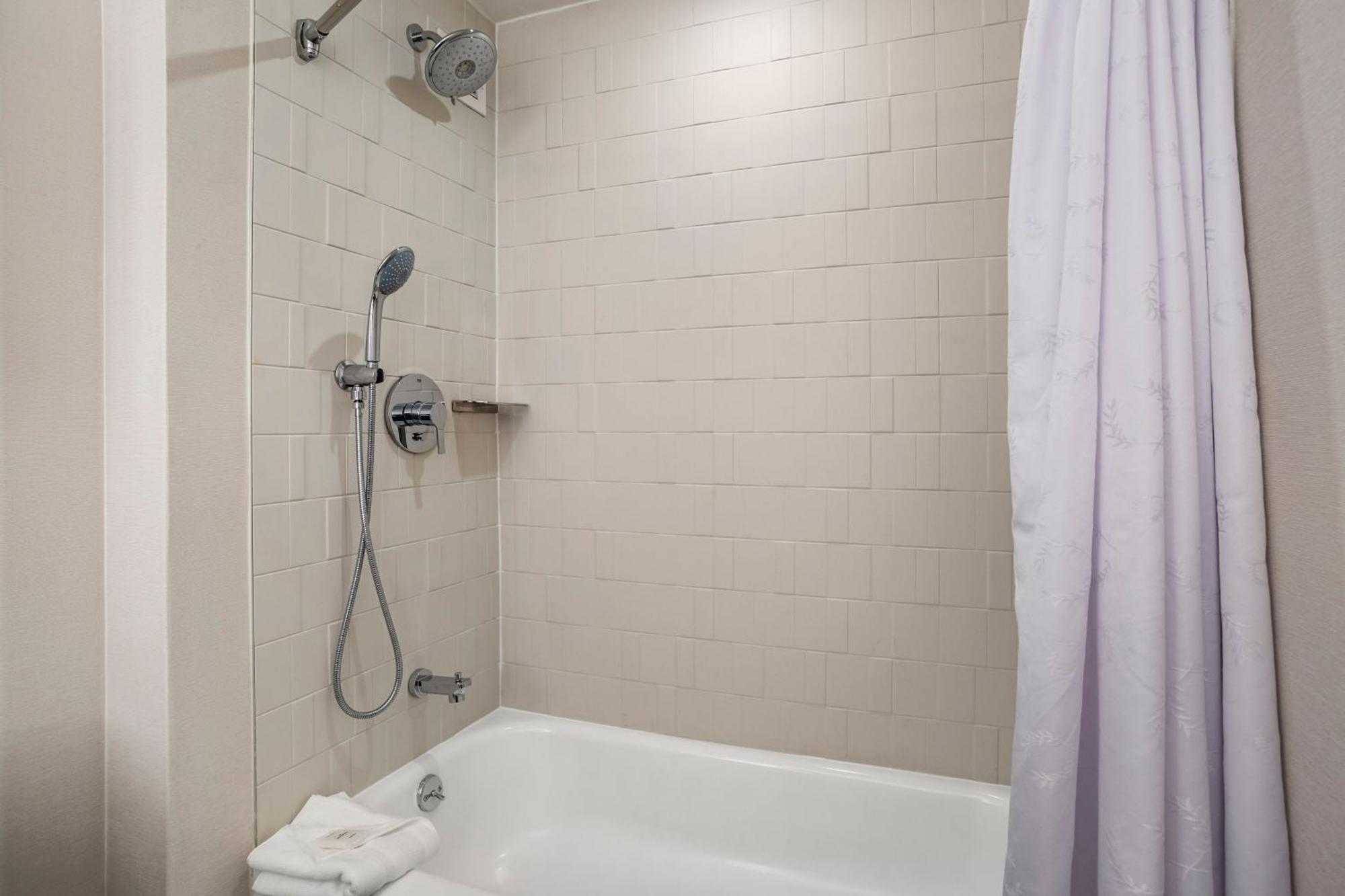 Sheraton Suites Wilmington Downtown Exteriör bild