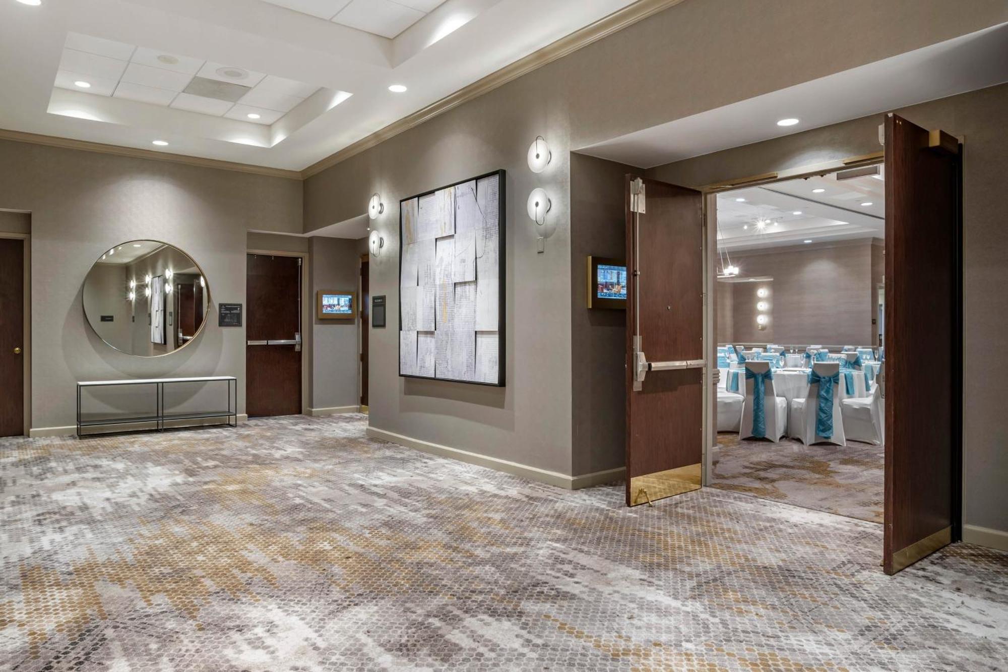 Sheraton Suites Wilmington Downtown Exteriör bild