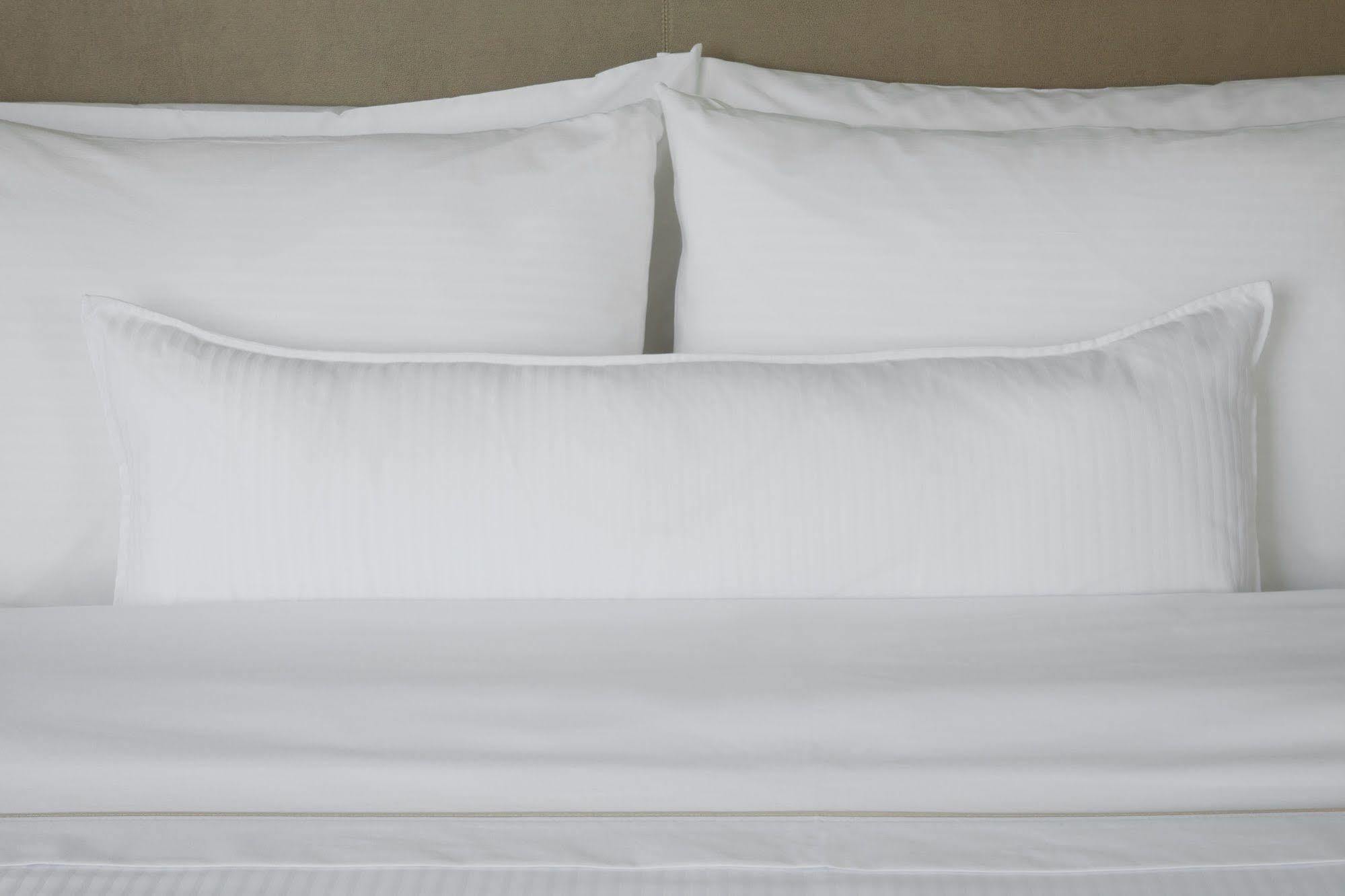 Sheraton Suites Wilmington Downtown Exteriör bild