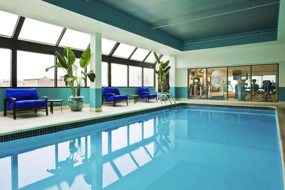 Sheraton Suites Wilmington Downtown Exteriör bild